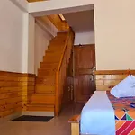 Tourist Nest Old Manali